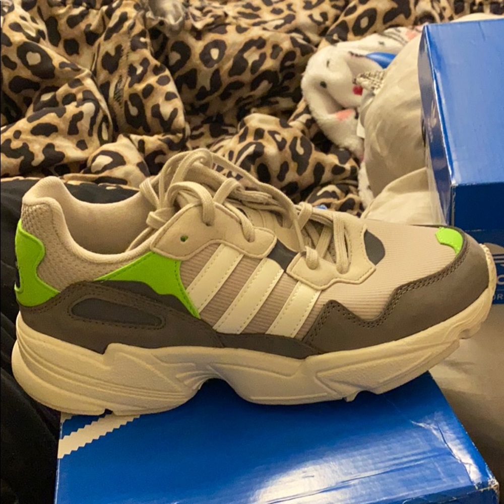 Adidas yung-96 J